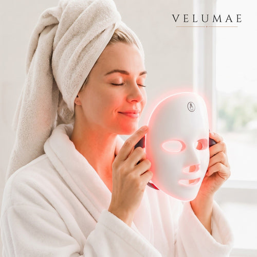 VELUMAE LED Yüz Maskesi ile evde bakım
